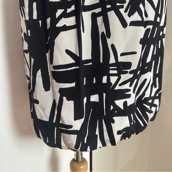 NWT Tibi New York Silk Bubble Hem Dress sz 8 - Picture 8 of 13